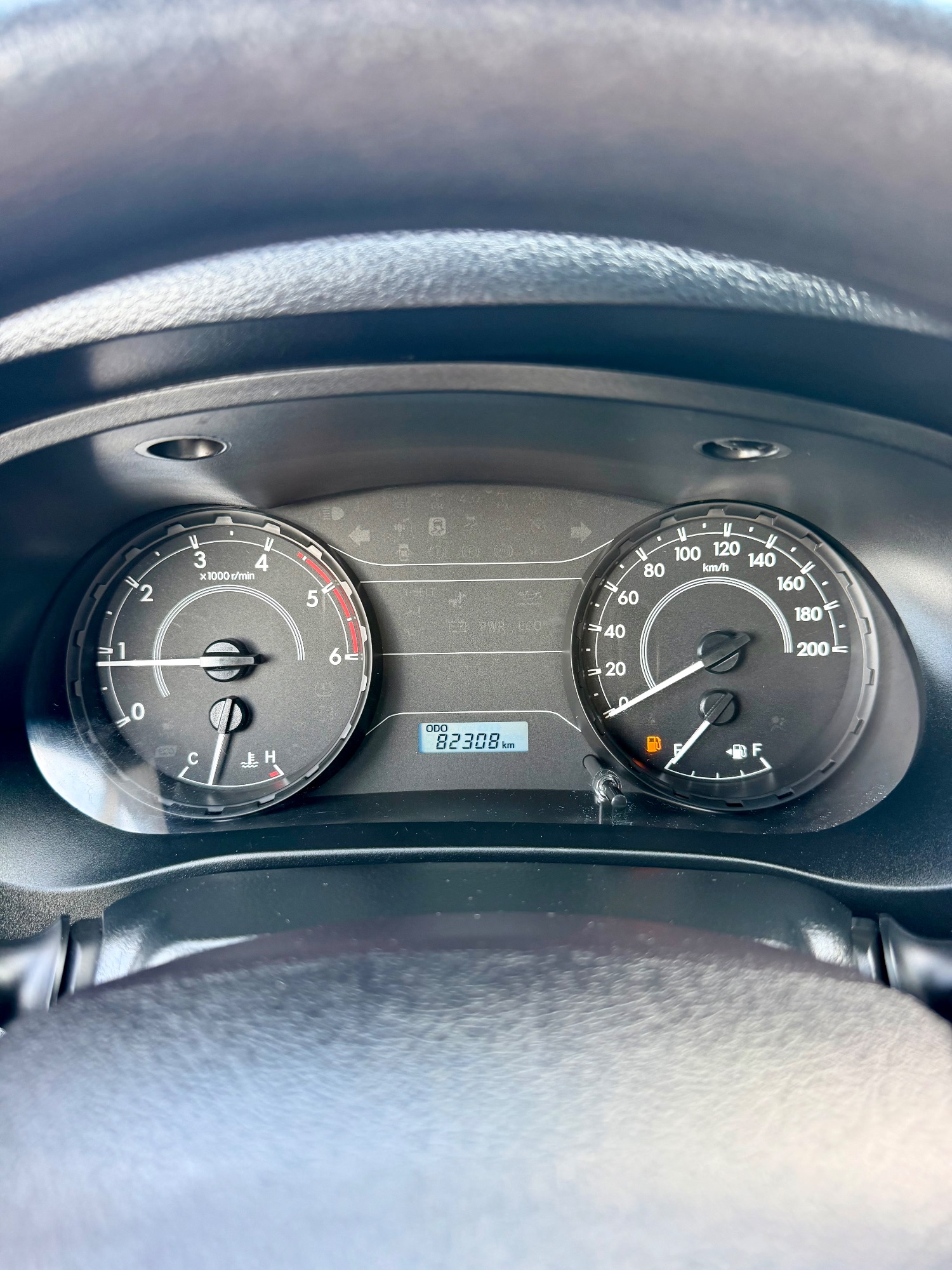 TOYOTA HILUX 2023