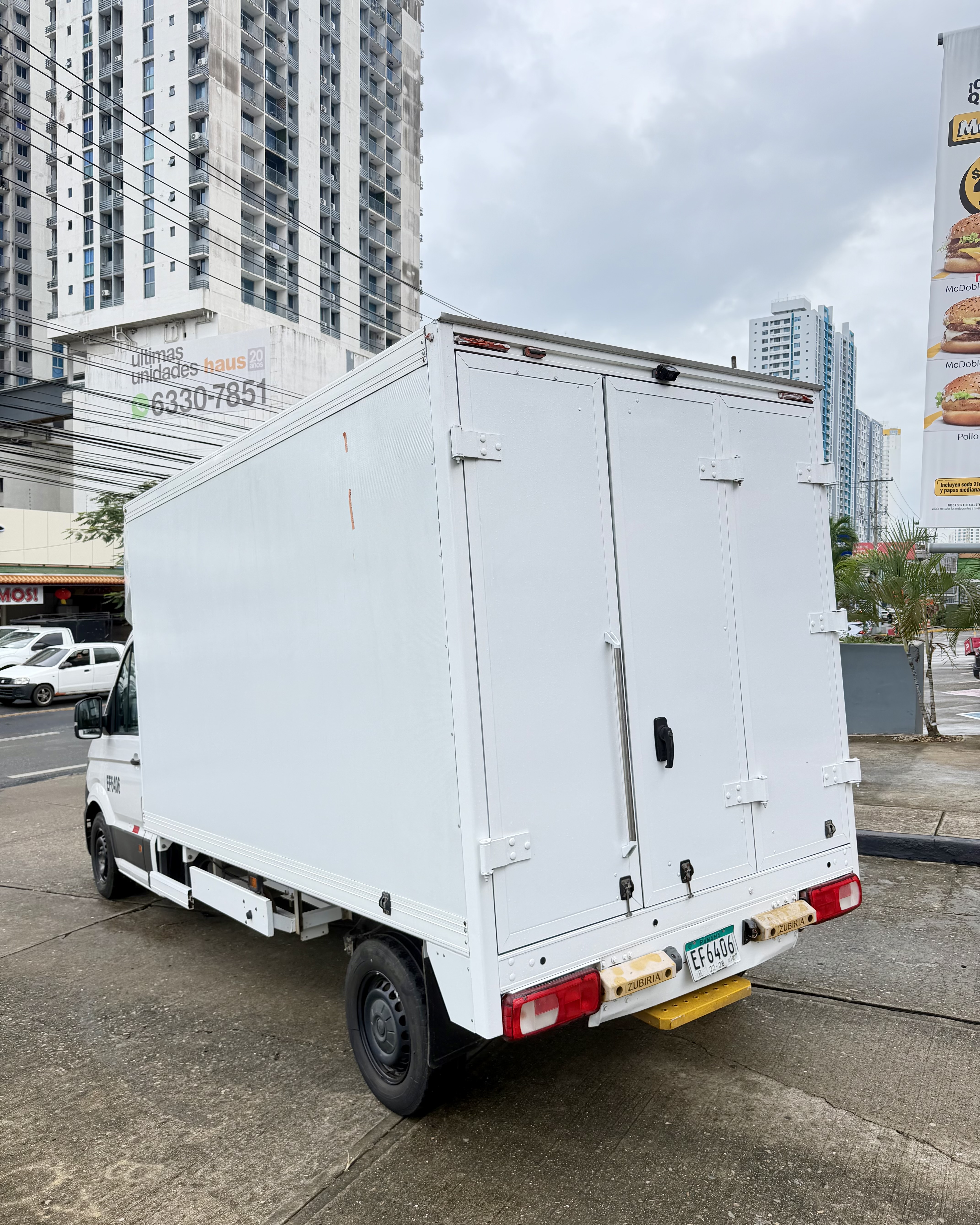 VOLKSWAGEN CRAFTER 2022