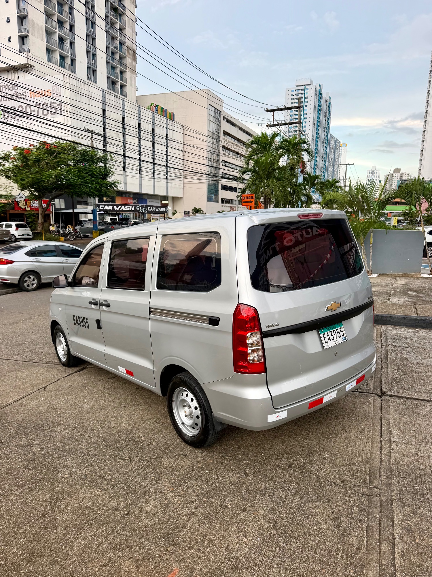 CHEVROLET N400 2022