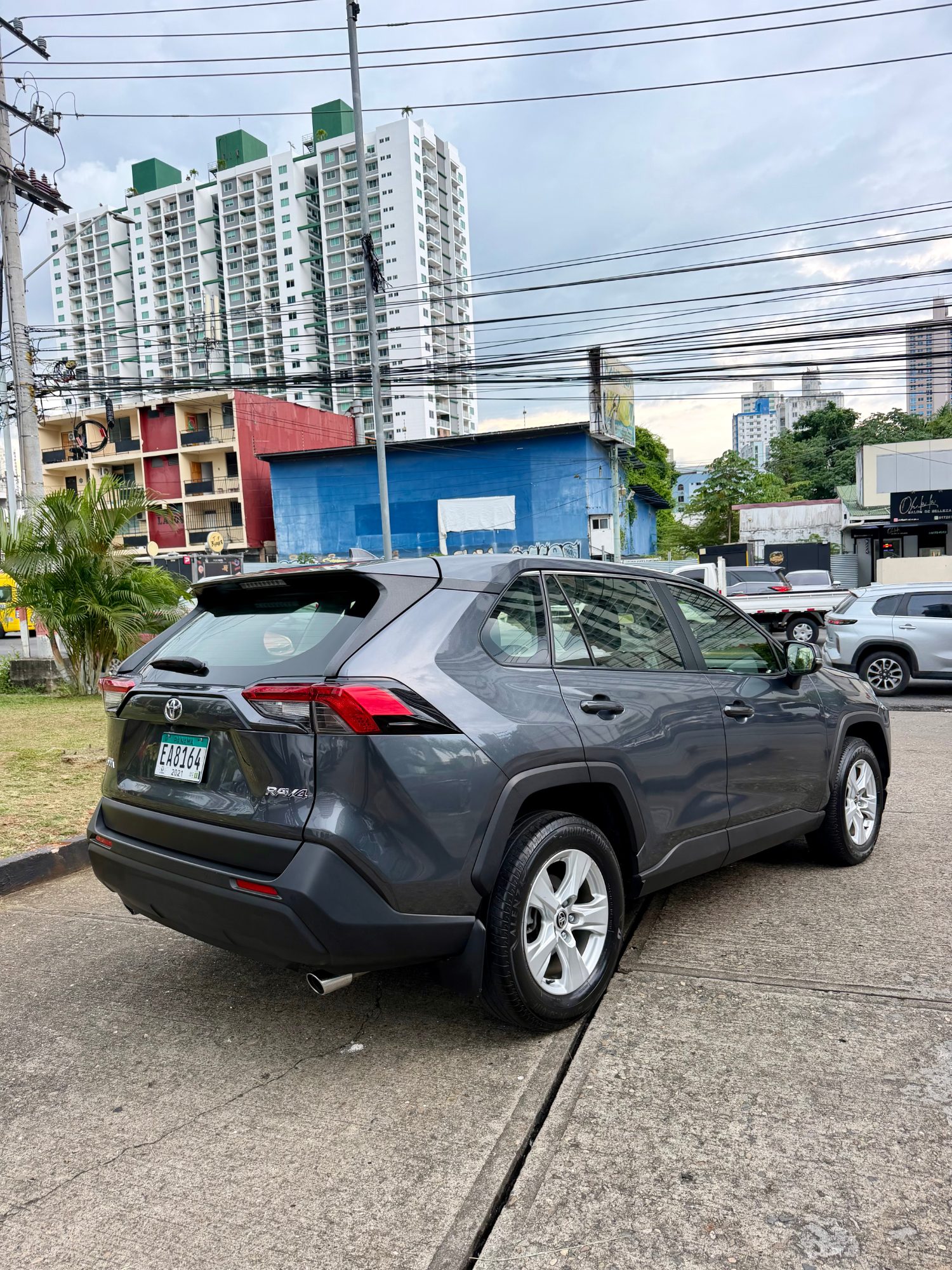 TOYOTA RAV4 2022