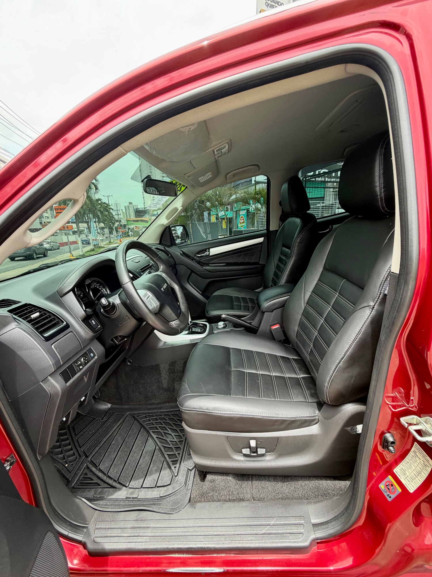 ISUZU MUX 2020