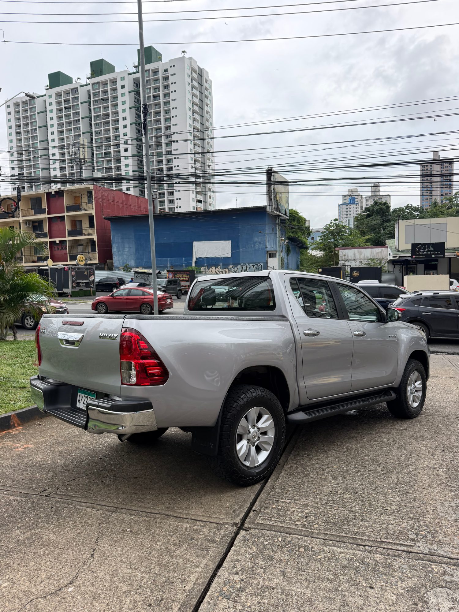 TOYOTA HILUX 2016