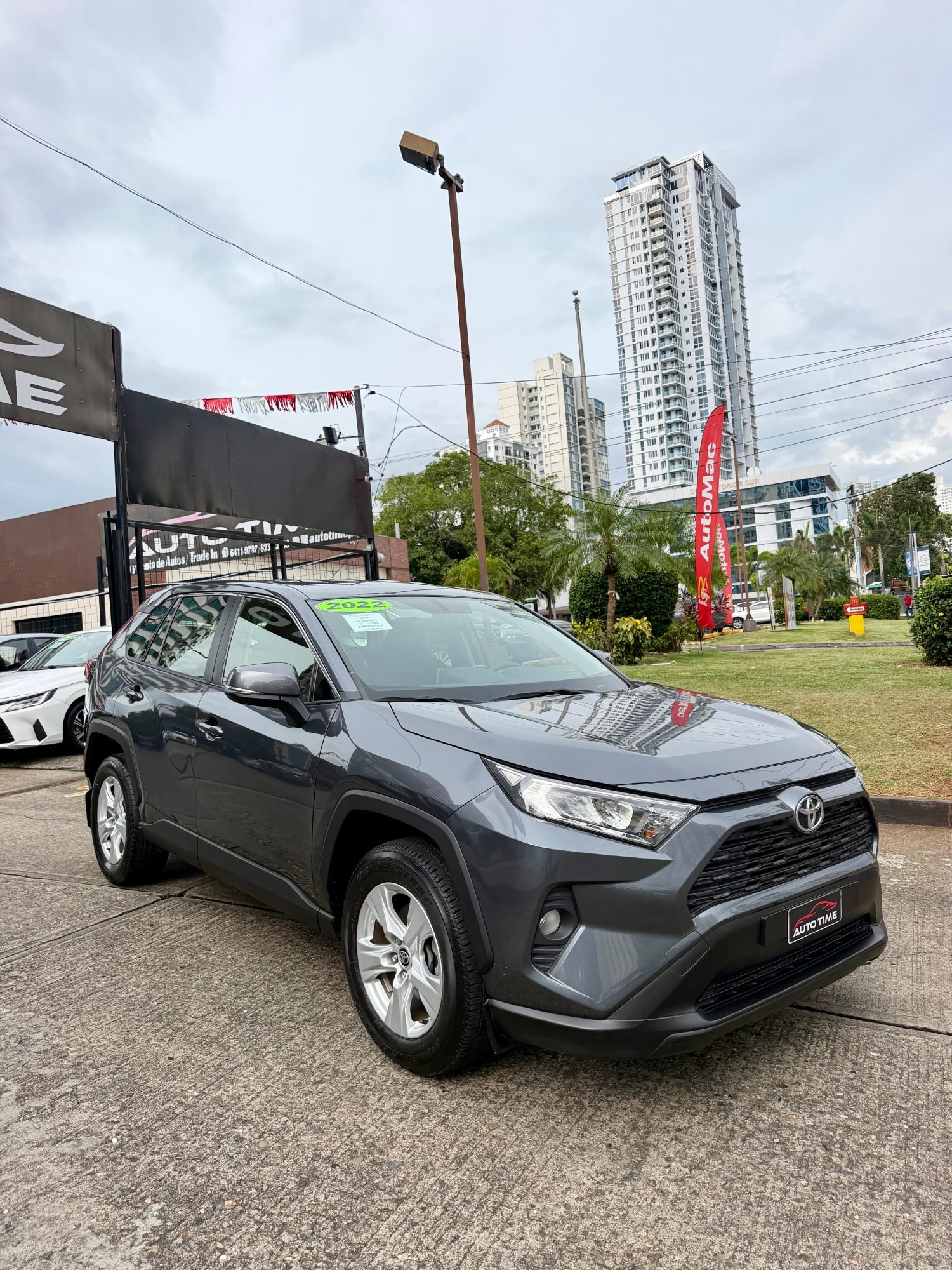 TOYOTA RAV4 2022
