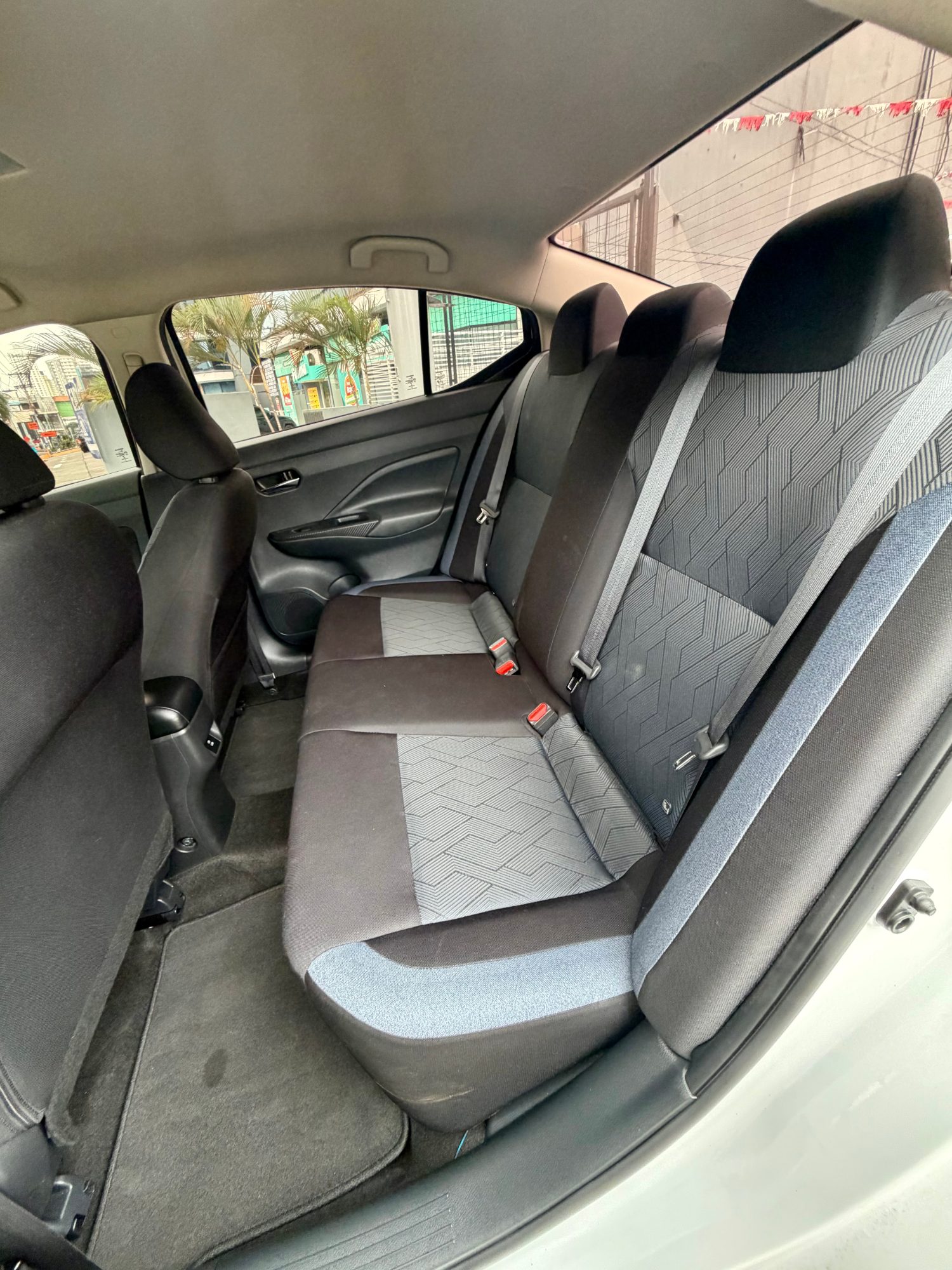 NISSAN VERSA 2024