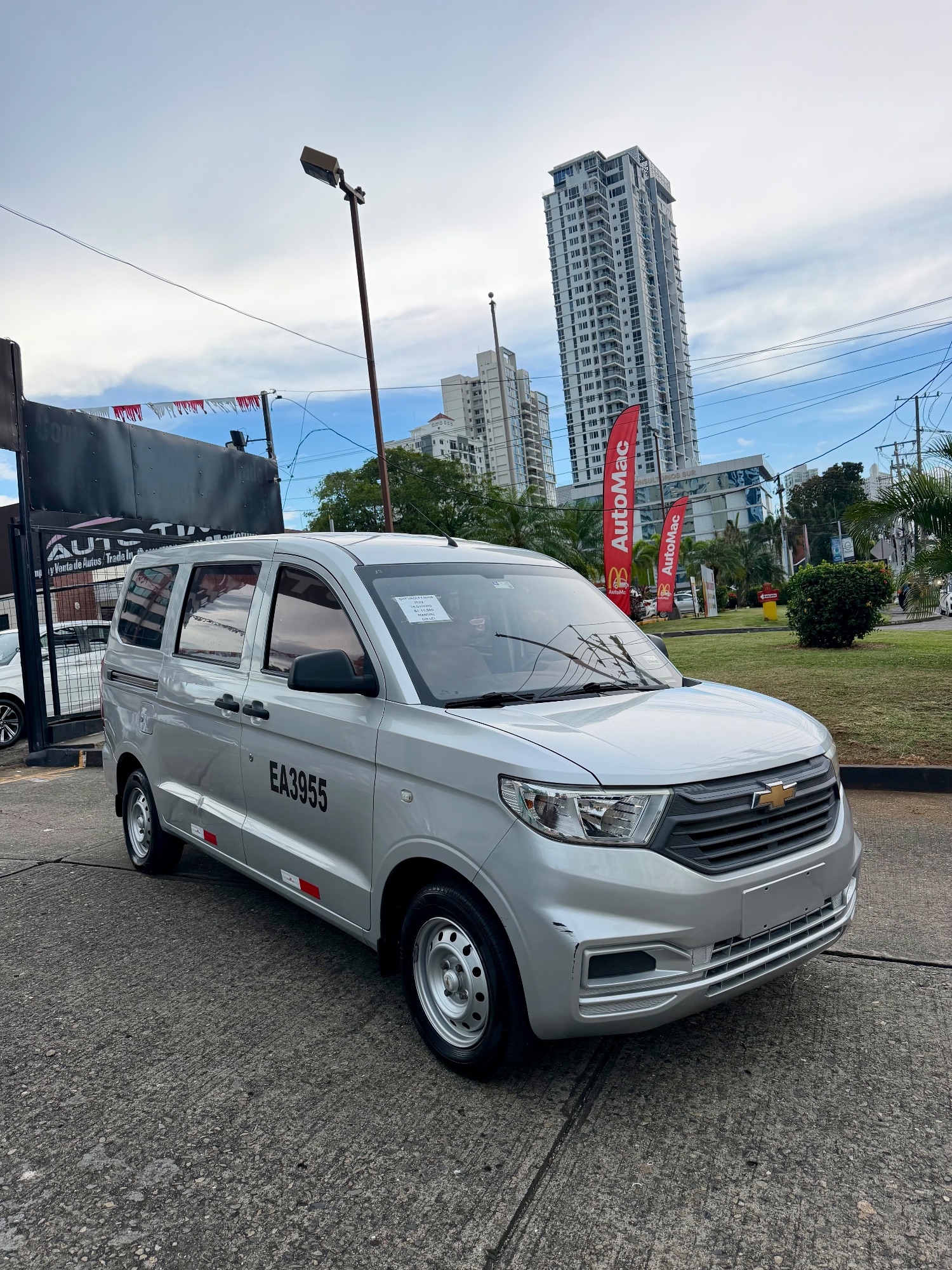 CHEVROLET N400 2022