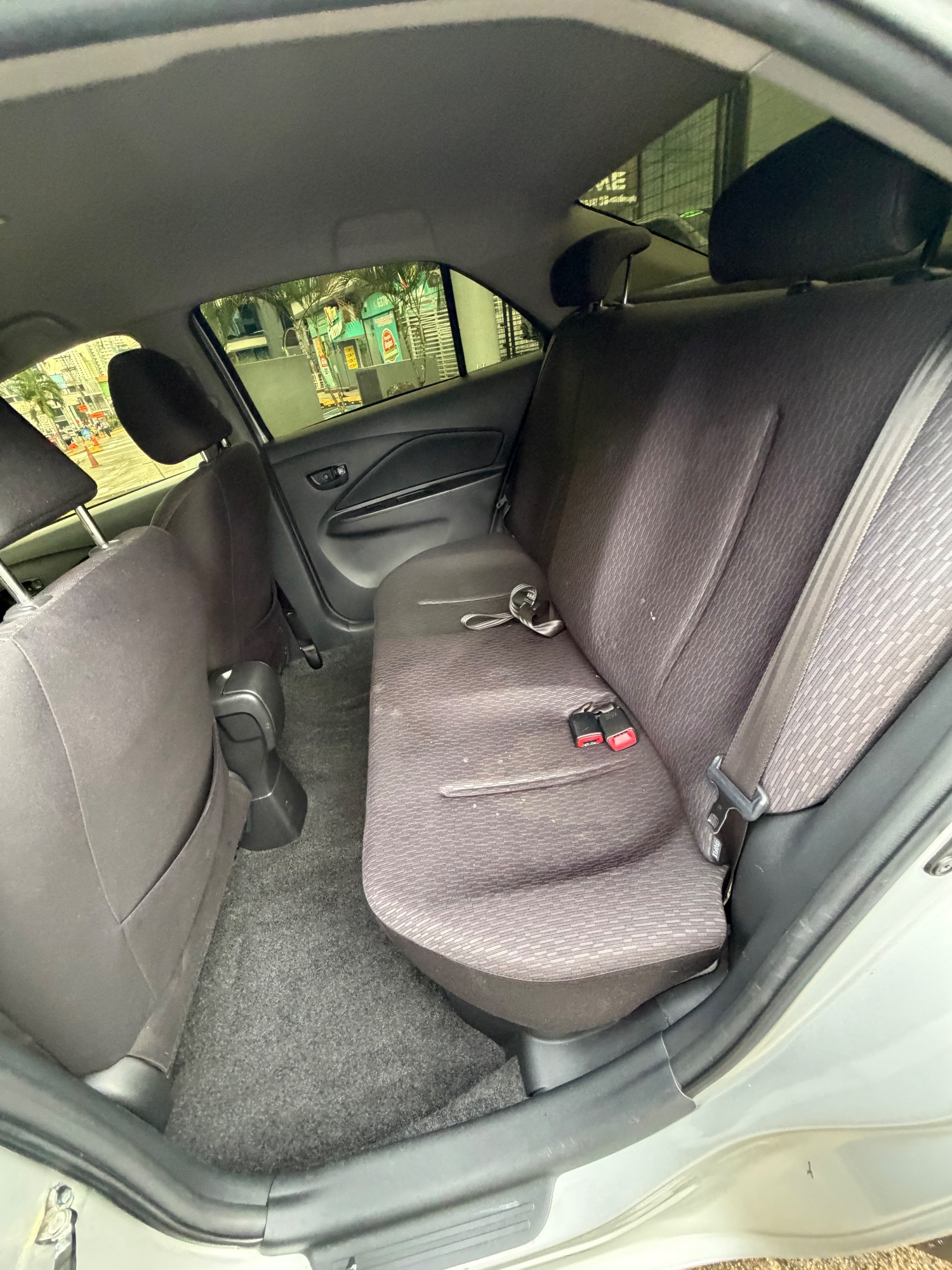 TOYOTA YARIS 2013