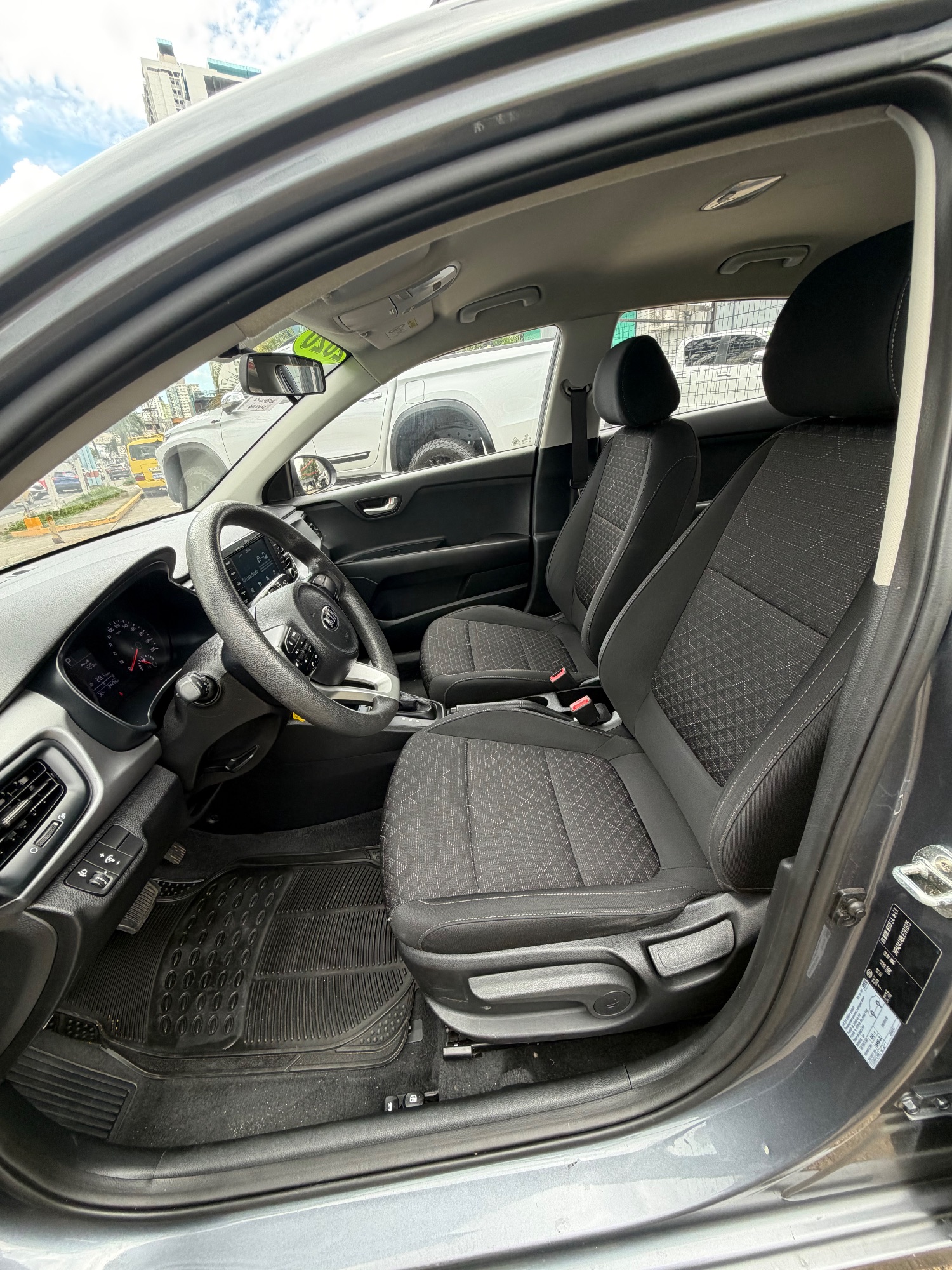 KIA RIO 2020