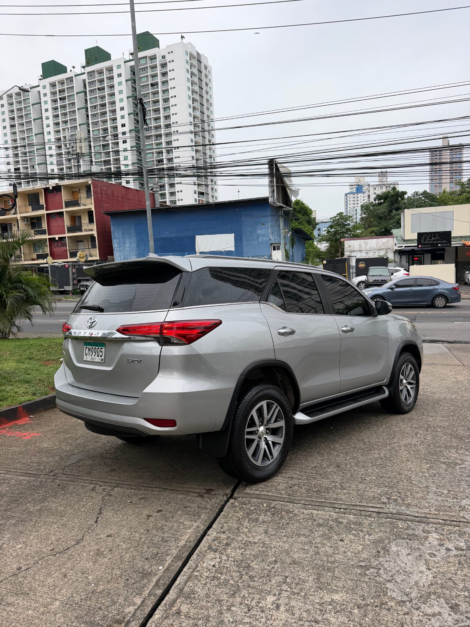TOYOTA FORTUNER SRV 2018
