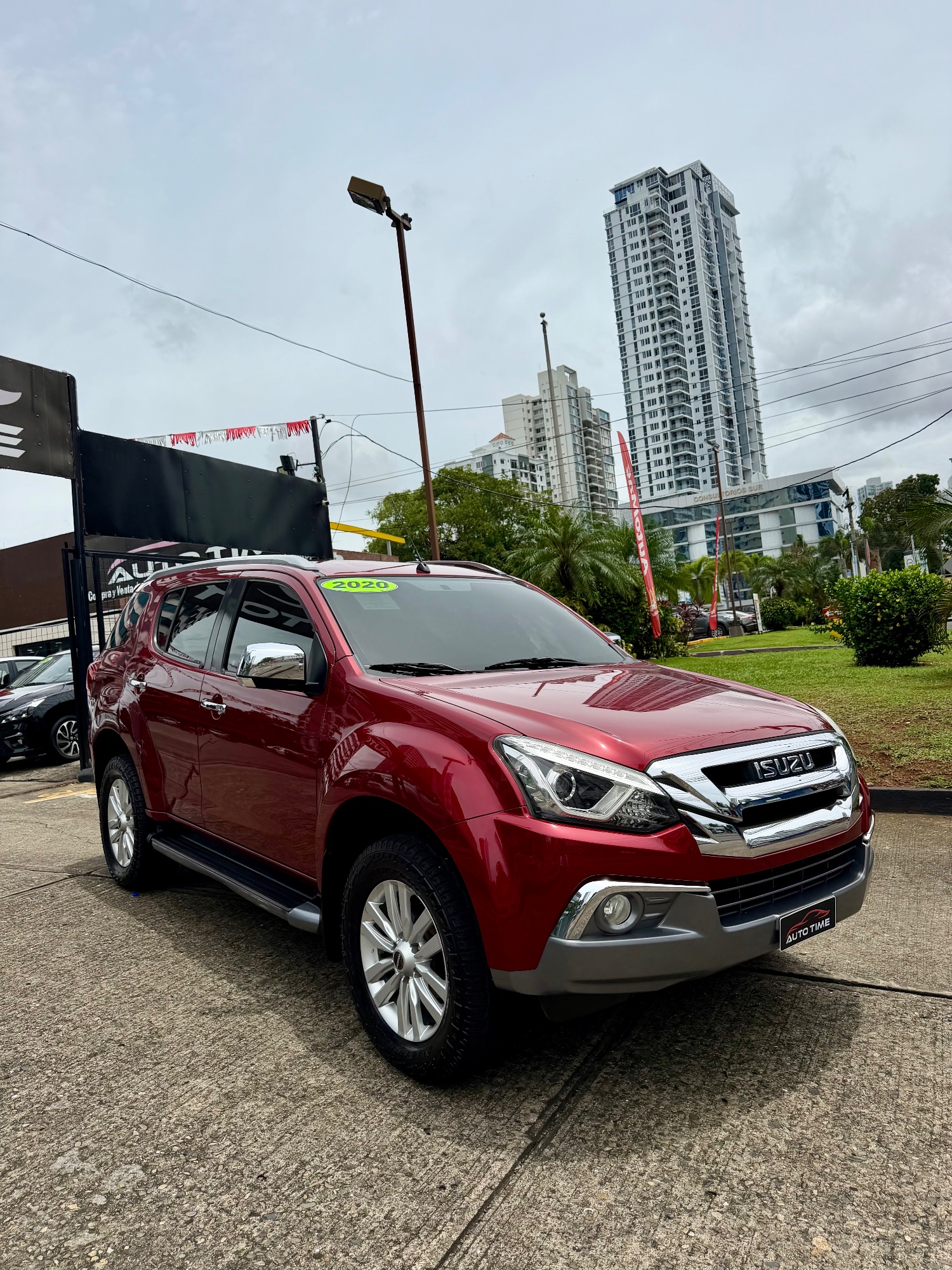 ISUZU MUX 2020