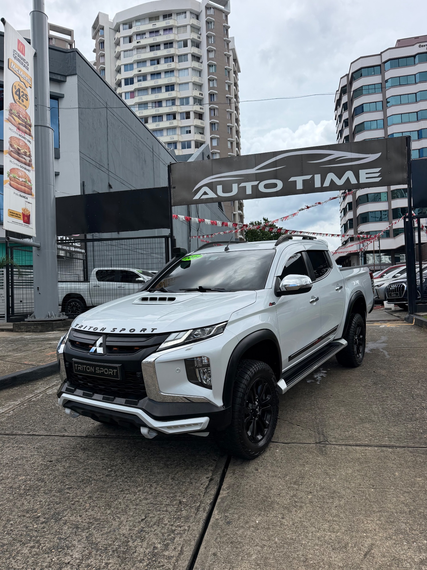 MITSUBISHI L200 2022