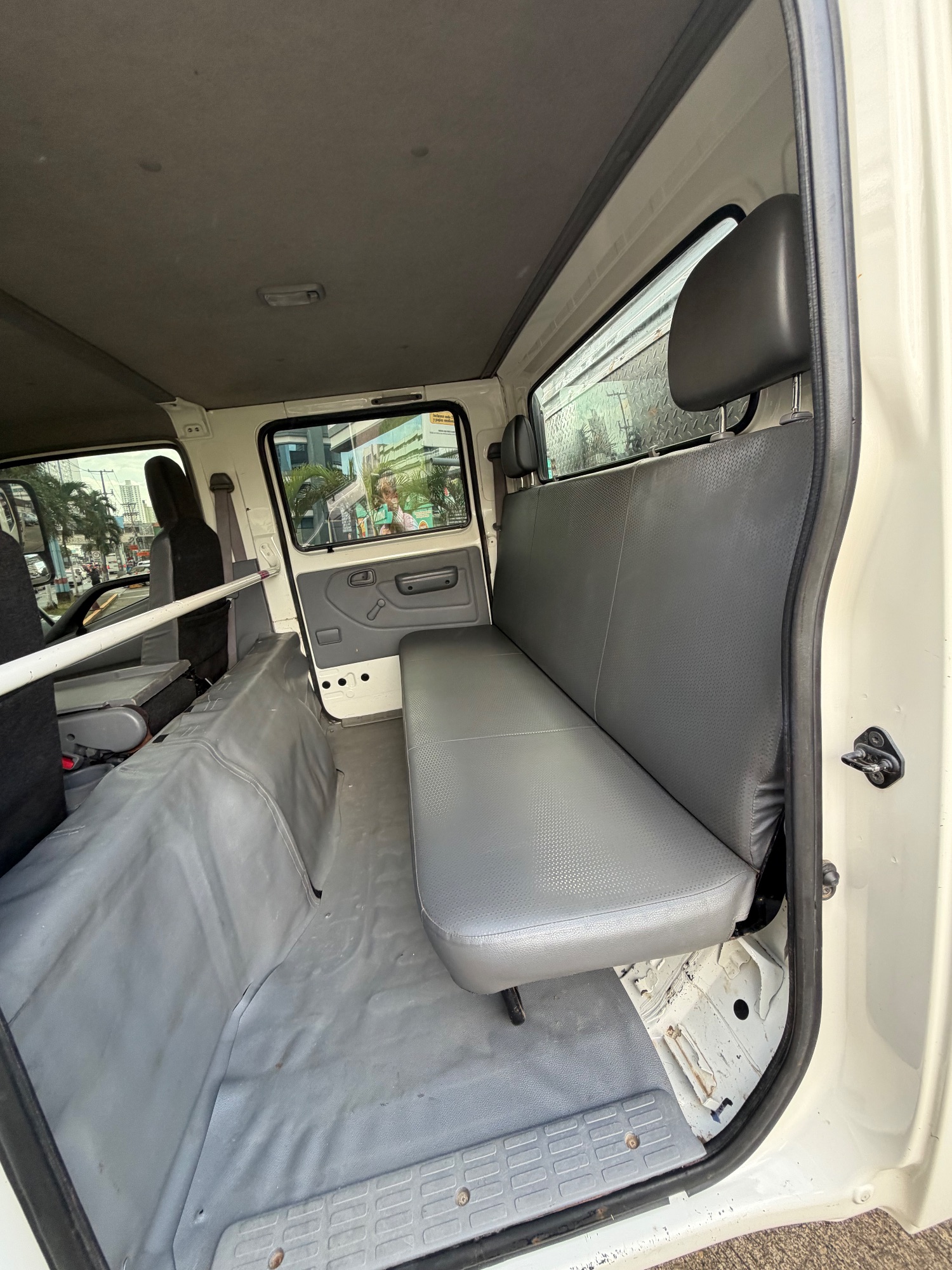 HINO DUTRO 2023