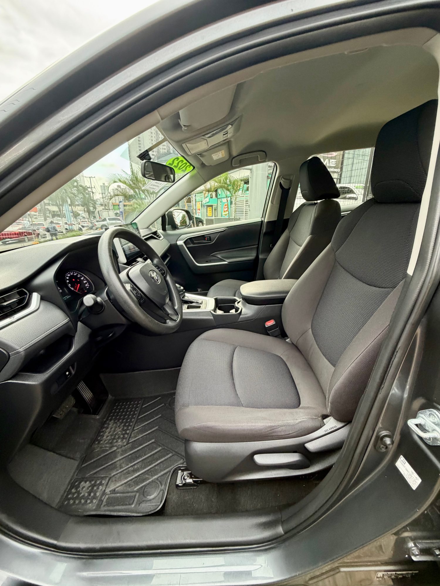 TOYOTA RAV4 2022