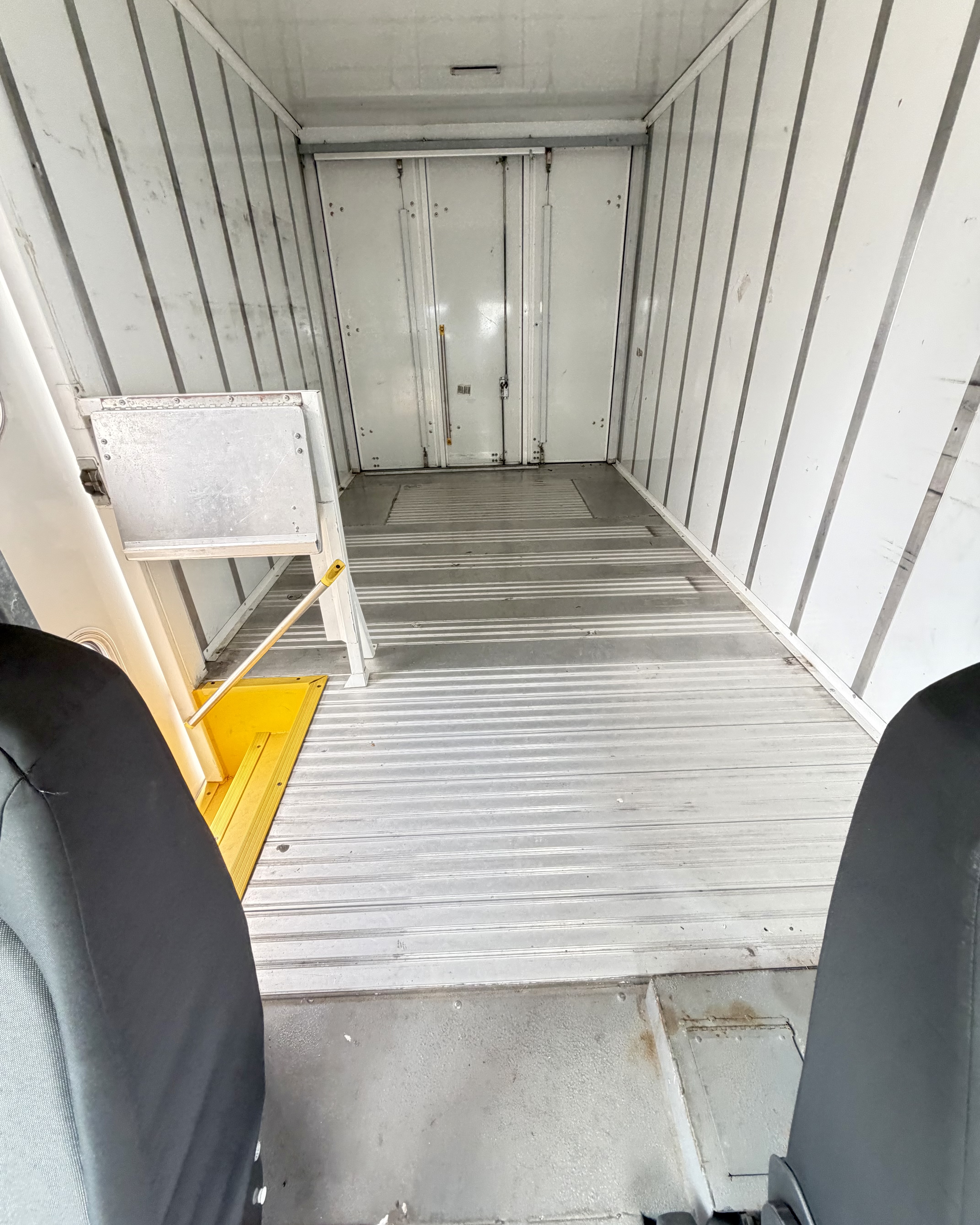 VOLKSWAGEN CRAFTER 2023