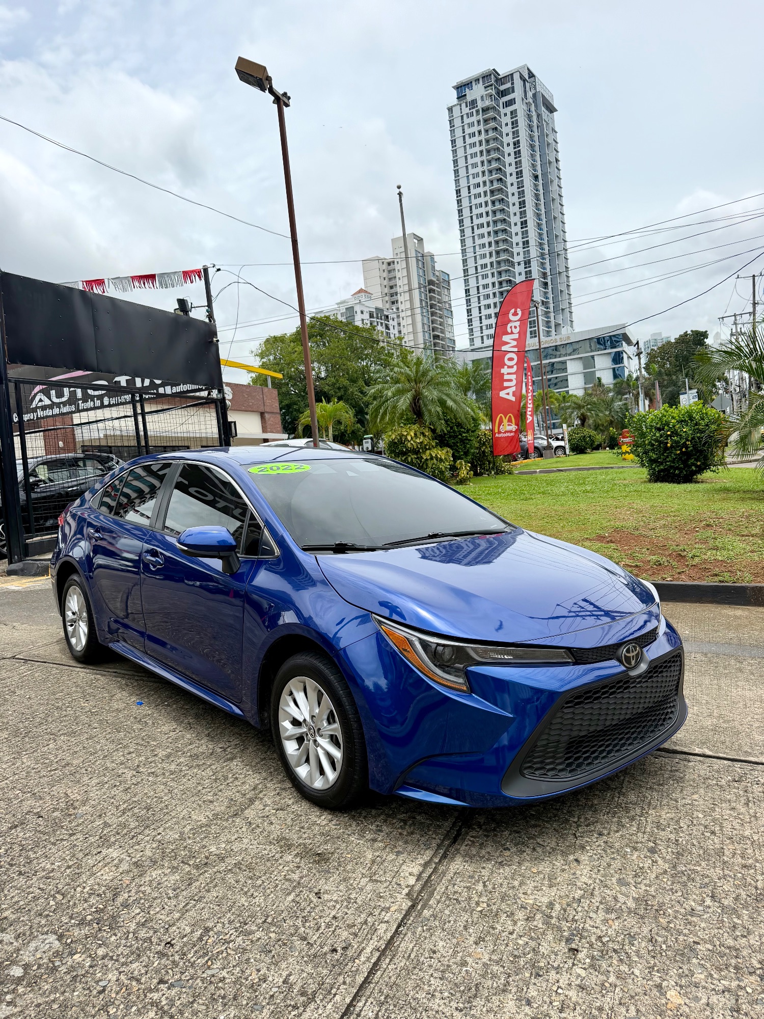 TOYOTA COROLLA LE 2022