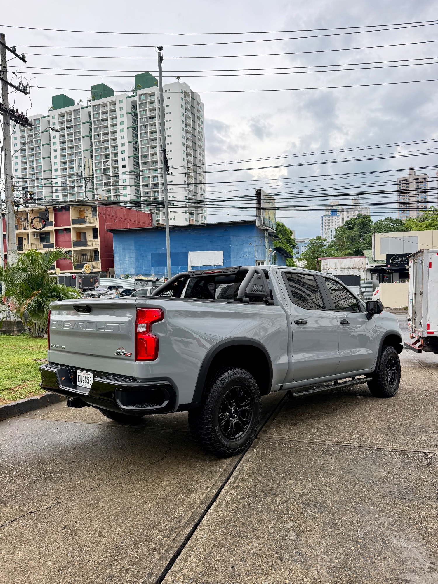 CHEVROLET SILVERADO ZR2 2025