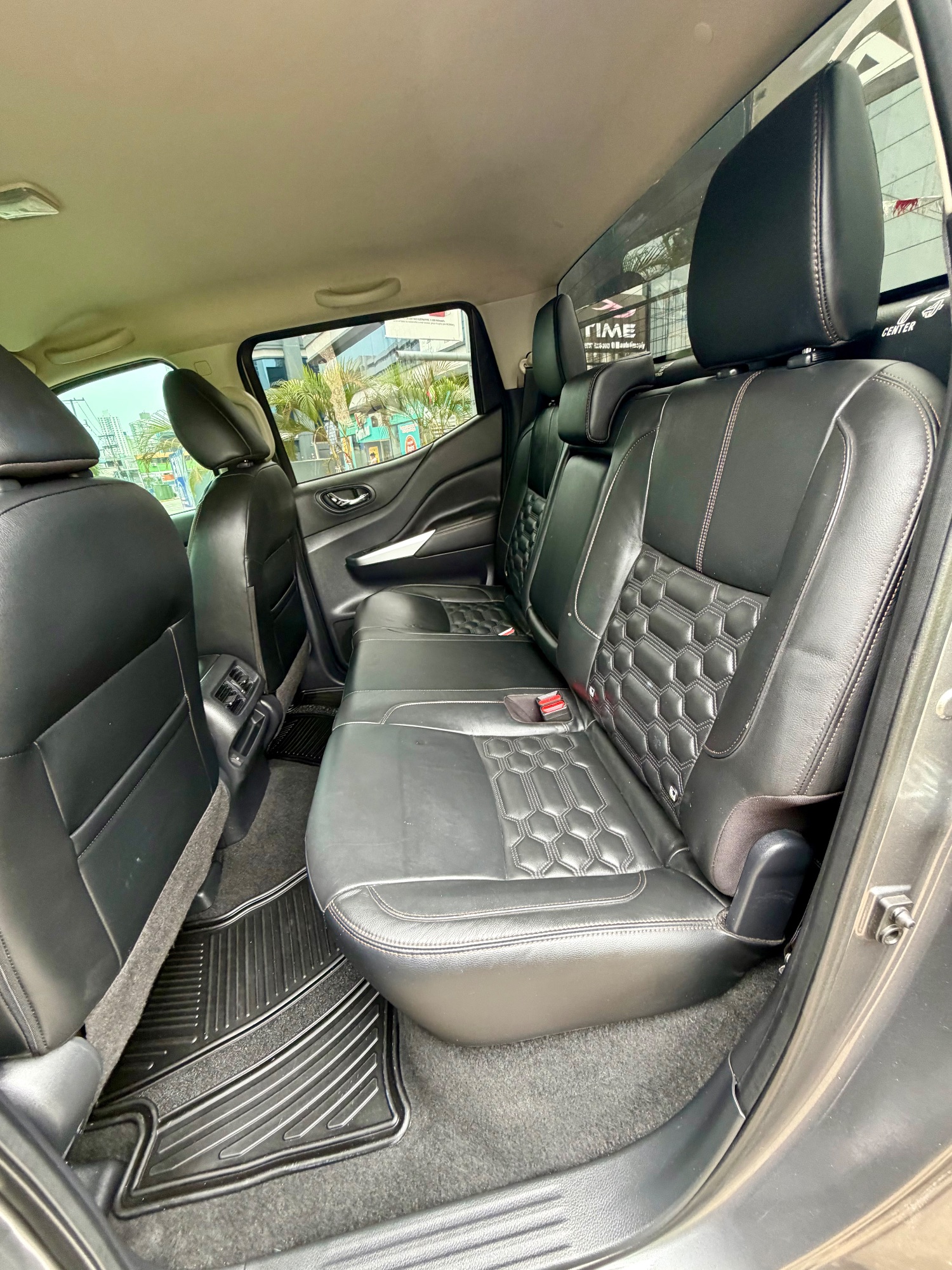 NISSAN FRONTIER 2022